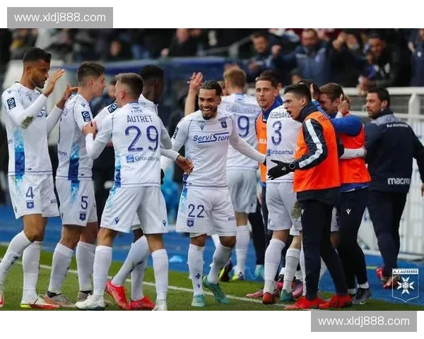 欧塞尔足球俱乐部的辉煌历史与未来展望：从巅峰到挑战的蜕变之路